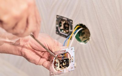 Jak osadzać puszki elektryczne?